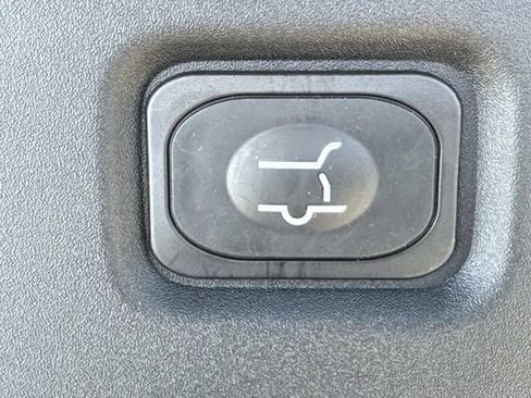 New 2025 Ford Expedition Tremor image 16