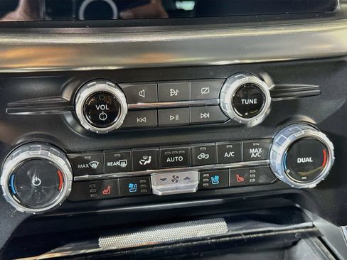 Used 2023 Ford F150 Lariat AWD/4WD image 20