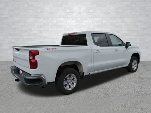Used 2025 Chevrolet Silverado 1500 LT image 5