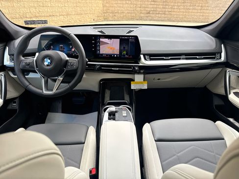 New 2026 BMW X1 xDrive28i w/ Convenience Package image 8