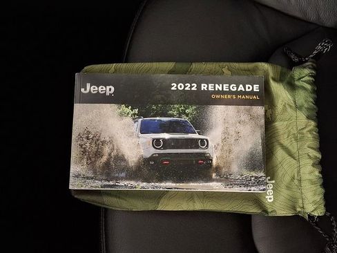 Used 2022 Jeep Renegade Limited w/ Sun, Sound & Wheels Group image 27