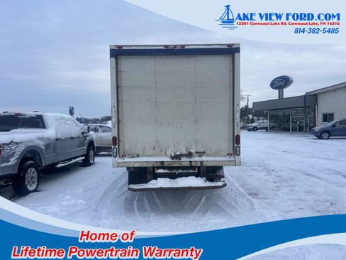 Used 2017 Ford E-350 and Econoline 350 Super Duty w/ Power Windows & Locks Group image 4
