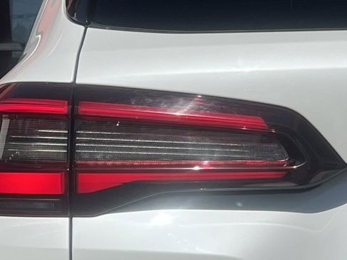 Used 2023 BMW X5 M50i w/ Executive Package image 10