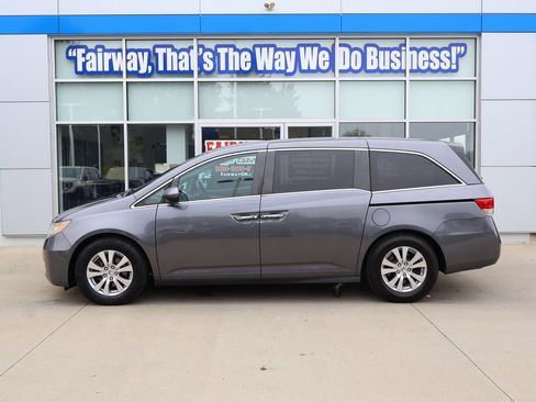 Used 2016 Honda Odyssey SE image 7