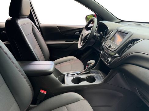 Used 2023 Chevrolet Equinox RS FWD image 15