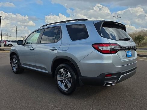 New 2026 Honda Pilot EX-L image 3