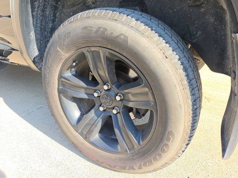 Used 2022 RAM 1500 Warlock AWD/4WD image 11