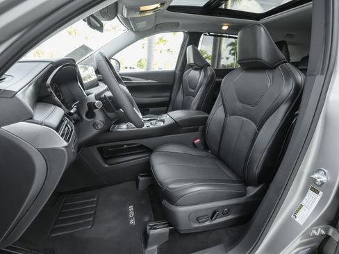 Used 2025 INFINITI QX60 Luxe image 7