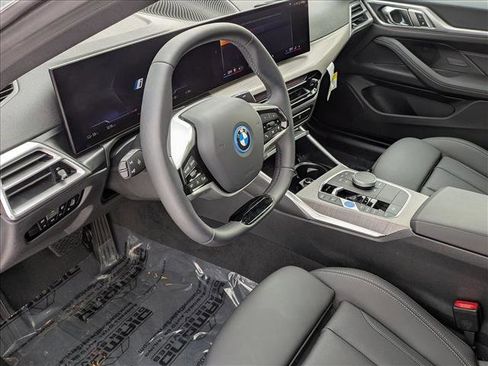 Certified 2025 BMW i4 xDrive40i image 10
