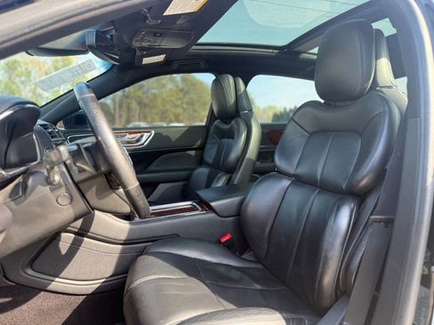 Used 2017 Lincoln Continental Reserve w/ Technology Package image 13