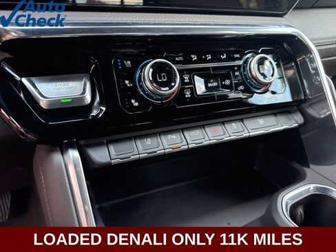 Used 2024 GMC Sierra 3500 Denali AWD/4WD image 9