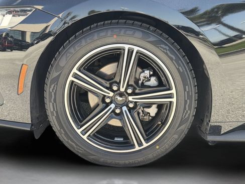 Used 2024 Ford Mustang Premium RWD image 31