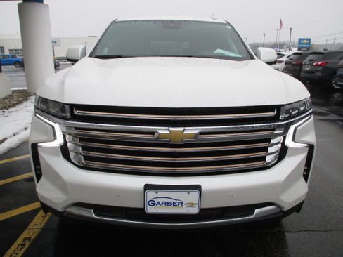 Used 2023 Chevrolet Tahoe High Country w/ Advanced Technology Package image 8