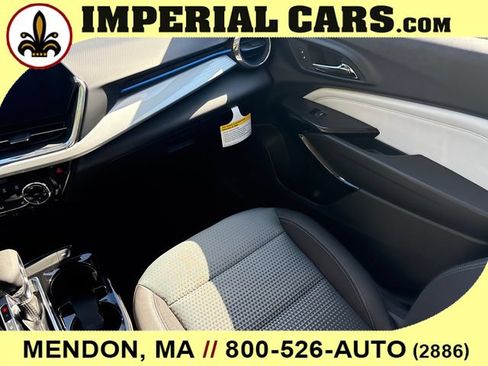 New 2026 Chevrolet Trax LT w/ Driver Confidence Package FWD image 19