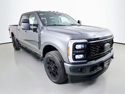 New 2026 Ford F350 Lariat w/ Black Appearance Package