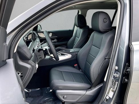 New 2026 Mercedes-Benz GLS 450 GLS 450 image 11
