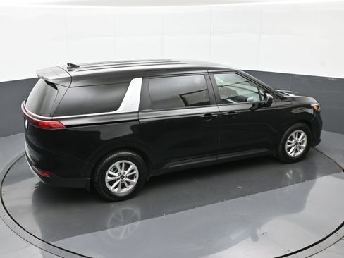 Used 2023 Kia Carnival LX FWD image 33