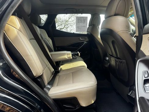 Used 2018 Hyundai Santa Fe Sport image 15