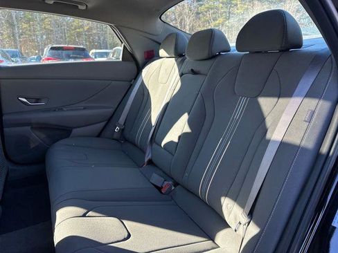 New 2026 Hyundai Elantra SEL Sport image 9