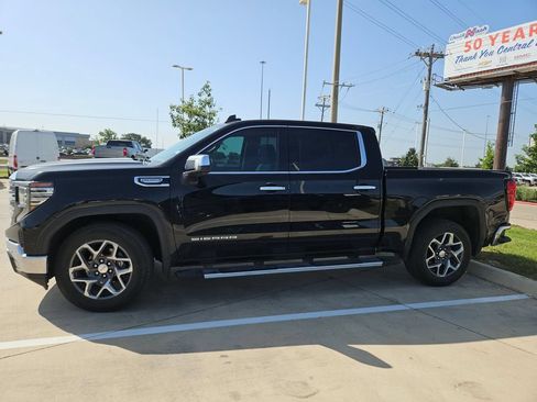 Used 2025 GMC Sierra 1500 SLT RWD image 4