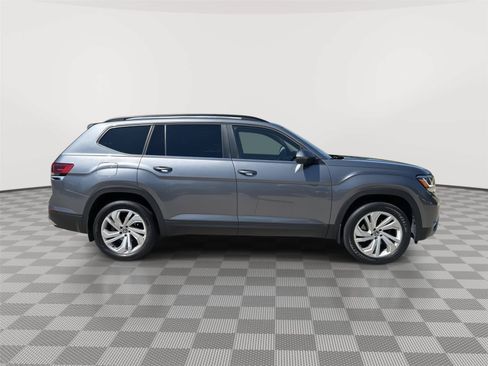 Certified 2023 Volkswagen Atlas SE w/ Panoramic Sunroof Package AWD/4WD image 7