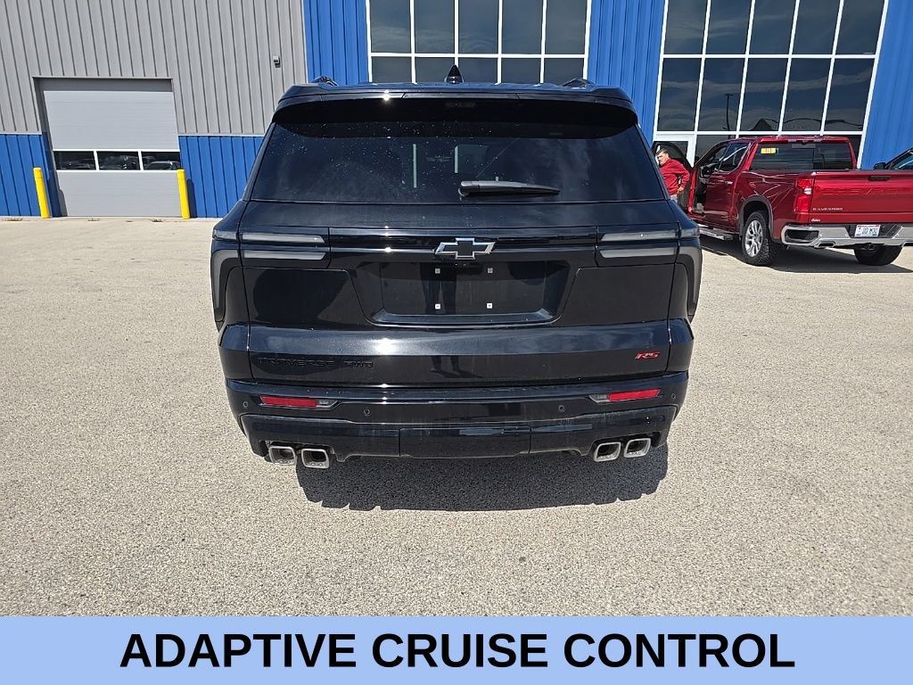 Used 2026 Chevrolet Traverse RS AWD/4WD image 5