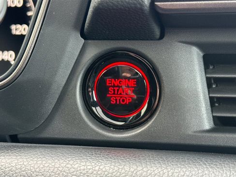 Certified 2025 Honda Pilot TrailSport image 28