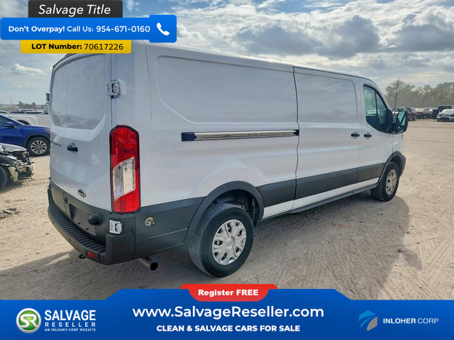 Used 2025 Ford Transit 150 Low Roof RWD image 4