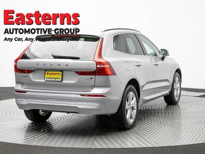 Used 2022 Volvo XC60 B5 Momentum