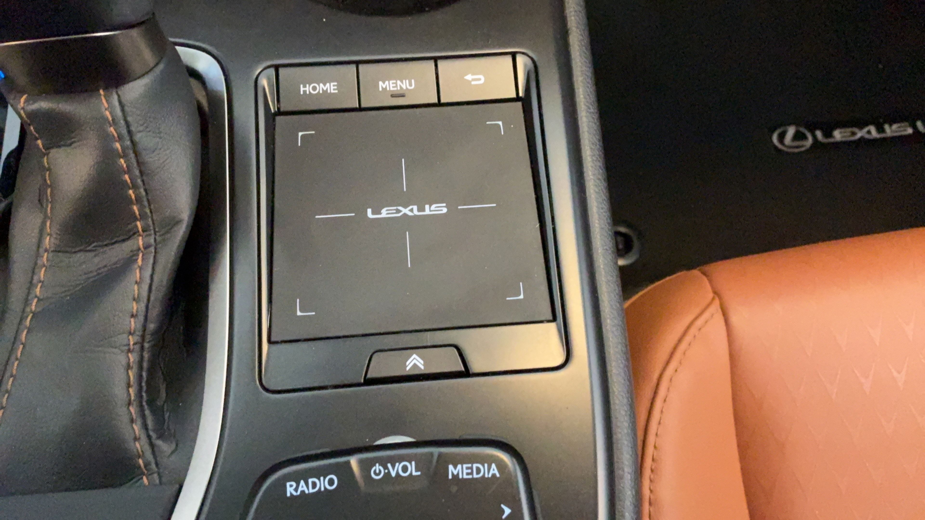 Used 2022 Lexus UX 250h w/ Accessory Package (Z2) AWD/4WD image 18