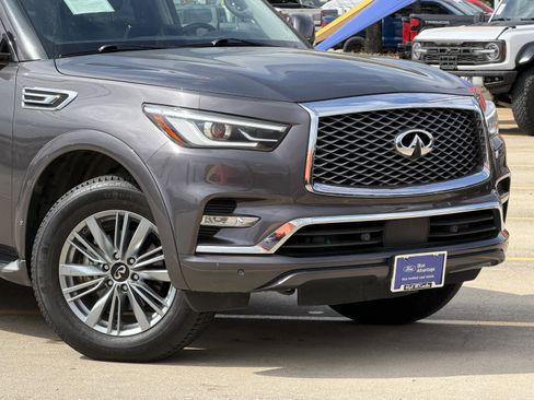 Used 2024 INFINITI QX80 Luxe image 2