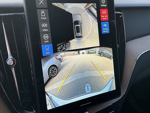 New 2026 Volvo XC60 T8 Plus w/ Protection Package Premier image 22