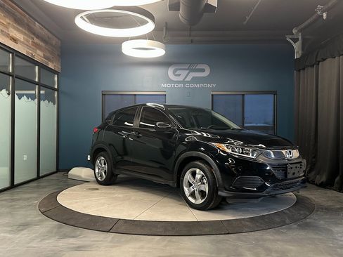 Used 2021 Honda HR-V LX image 1