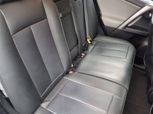 Used 2016 Toyota RAV4 XLE image 21