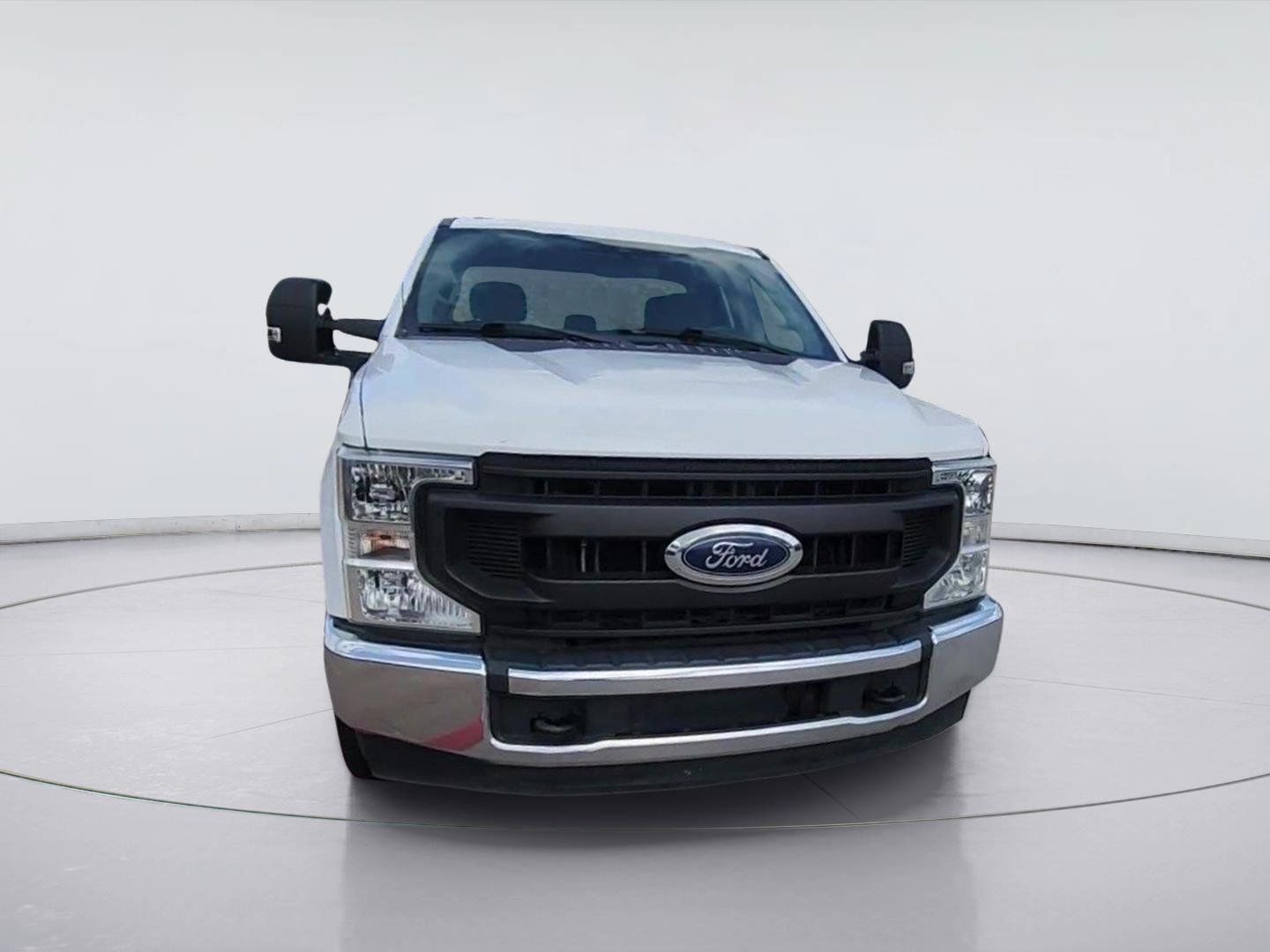 Used 2020 Ford F250 XL w/ Power Equipment Group RWD image 3