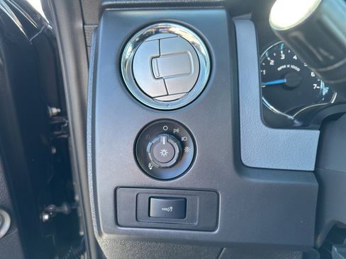 Used 2013 Ford F150 XLT w/ Luxury Equipment Group image 12