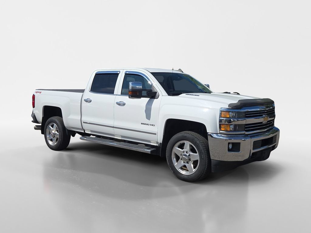 Used 2015 Chevrolet Silverado 2500 LTZ AWD/4WD image 8