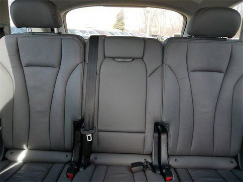 Used 2025 Audi Q7 3.0T Premium Plus AWD/4WD image 14