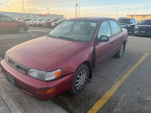 Used 1993 Toyota Corolla Deluxe image 4