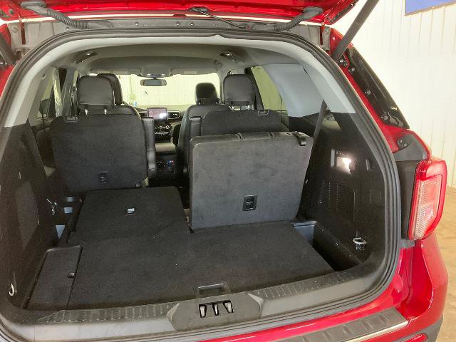 Certified 2024 Ford Explorer Limited w/ Equipment Group 301A AWD/4WD image 24