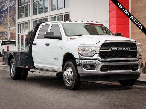 Used 2022 RAM 3500 Tradesman w/ Chrome Appearance Group image 1