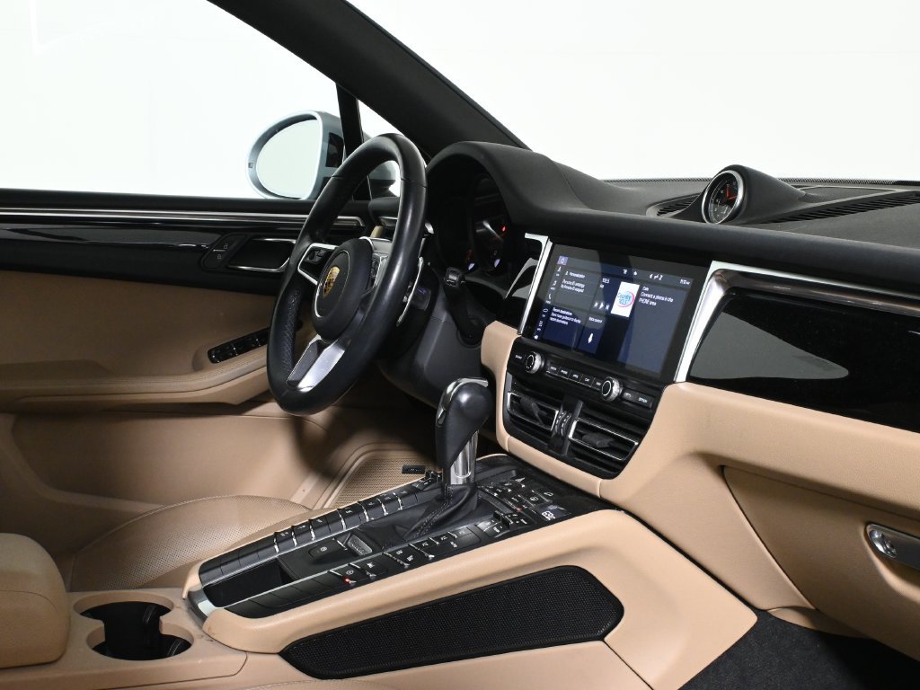 Used 2021 Porsche Macan AWD/4WD image 9