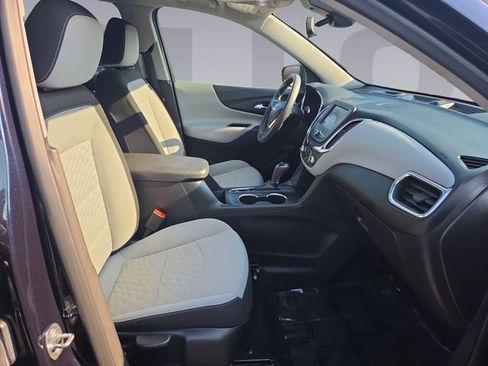 Used 2020 Chevrolet Equinox LS FWD image 17