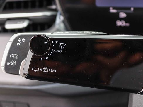 New 2026 Audi Q3 quattro 2.0T AWD/4WD image 25