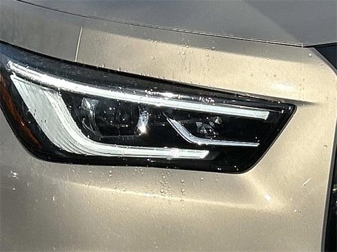 Certified 2024 INFINITI QX80 Sensory image 9