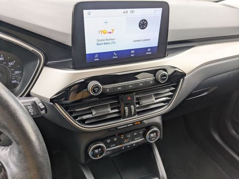 Certified 2021 Ford Escape SE w/ Convenience Package image 11