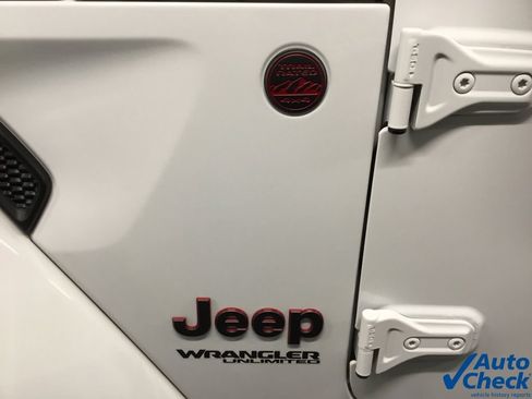 Used 2018 Jeep Wrangler Unlimited Rubicon AWD/4WD image 20