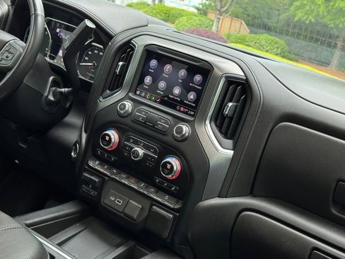 Used 2020 GMC Sierra 2500 Denali w/ Denali Ultimate Package AWD/4WD image 22