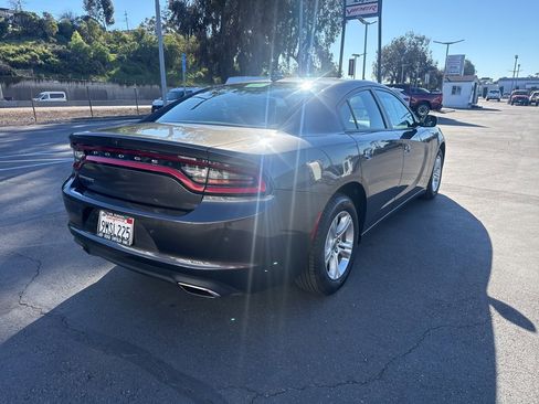 Used 2023 Dodge Charger SXT image 7