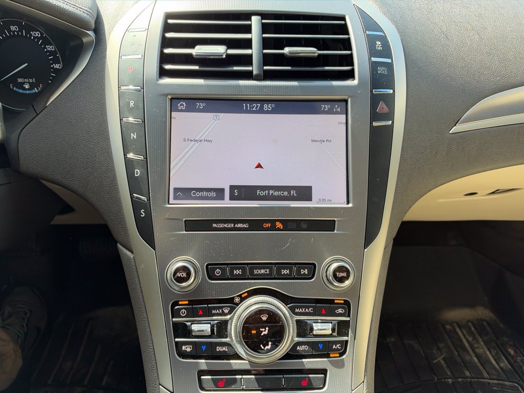 Used 2020 Lincoln MKZ w/ Convenience Package FWD image 12
